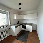 Loot Large /stadtrand /parkplatz *