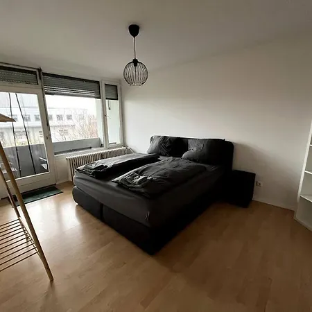 Loot Large /stadtrand /parkplatz *
