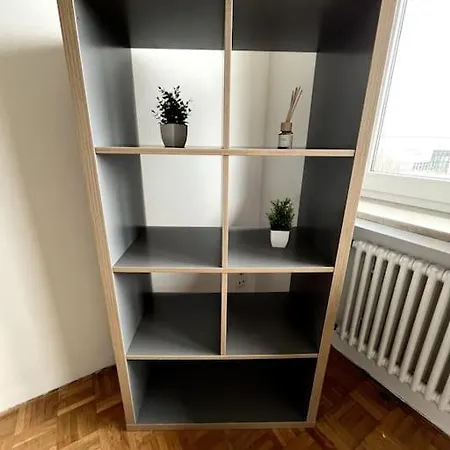 Loot Large /stadtrand /parkplatz كيتسينغن