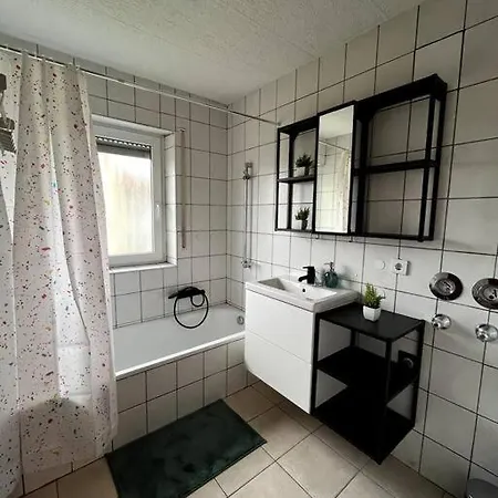 Loot Large /stadtrand /parkplatz * Kitzingen